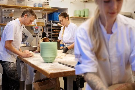 Sex arbetsställen en gemensam fackklubb Hotellrevyn