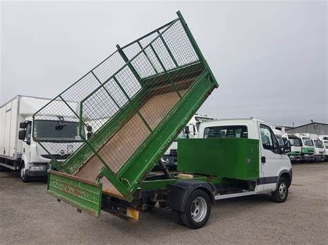 Utilitaire léger Iveco Daily Benne arrière 35 C 10 2 3 HPI BENNE