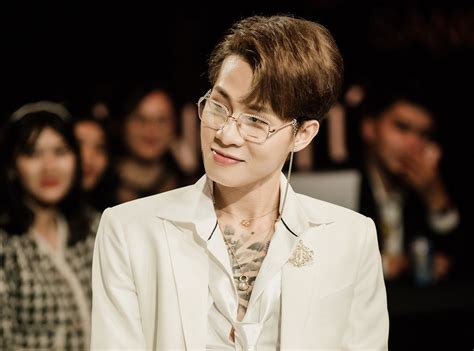 Ca S Jack B T C Con V I Hot Girl Thi N An B T C Tay