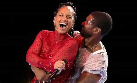 Usher And Alicia Keys’ Steamy Super Bowl Performance Hug Has The Internet Ablaze Complex