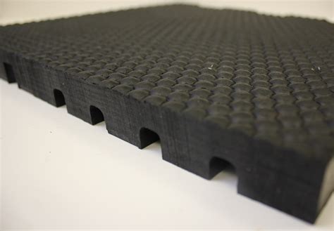 Puzzled Plain Texture Smooth Industrial Heavy Duty Rubber Floor Mat At