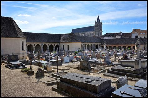 Cimetière Montfort l Amaury