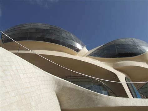 Biomorphic House By Pavie Architects Tuvie