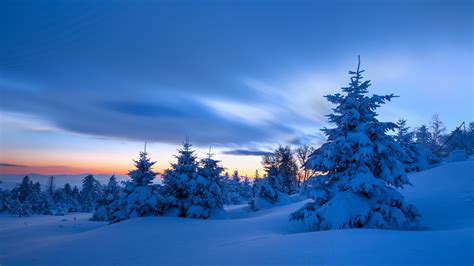 Fondos de pantalla nieve Nubes cielo puesta de sol montañas