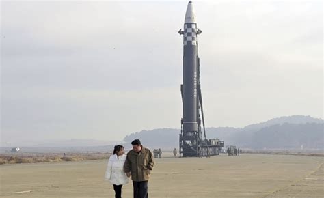 北 화성 17형 Icbm Mirv 성능 못 갖춰 美 본토에 큰 위협 안돼추가 발사 가능성