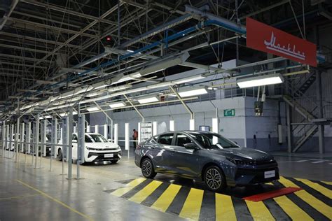 Сборку третьей модели «Москвичей» запустили в Москве | Rusbase