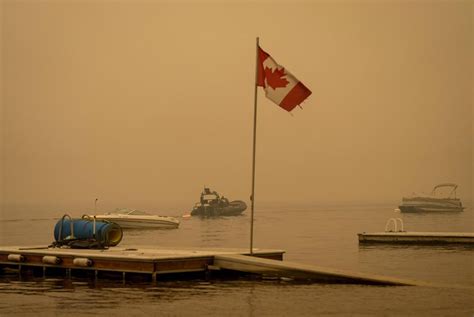 Schwere Waldbr Nde W Ten In Kanada Fotos Von Den Verheerenden Feuern