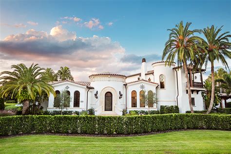 Spectacular Spanish Style Villas Leverage