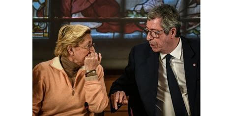 Politique Municipales Les Balkany Lâchent Leur Candidate à Levallois