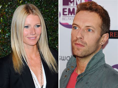 Gwyneth Paltrow And Chris Martin Kiss