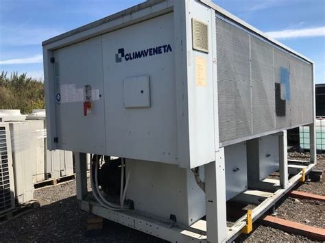 CLIMAVENETA MITSUBISHI 468 KW WATER CHILLERUsed Water Chillers Used