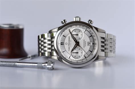 Buying Guide - 5 Luxury Watches That Now Comes on Metallic Bracelet