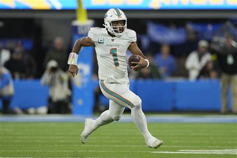 How To Watch The Miami Dolphins Vs Buffalo Bills Nfl Week 15