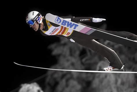 Tande records second straight victory at FIS Ski Jumping World Cup