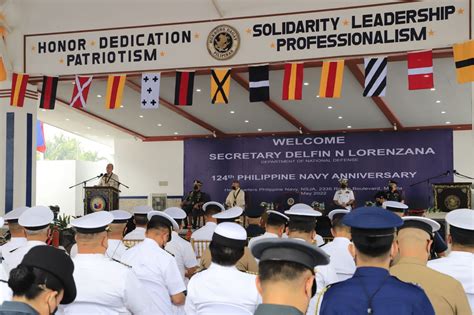 Philippine Coast Guard On Twitter Look Coastguardph Commandant Cg