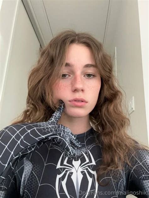 Anna Dressed As Spidergirl 🖤 Rannamaligoshik