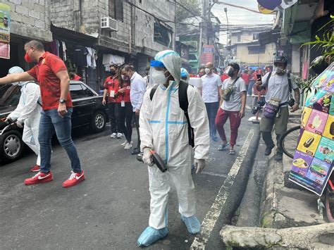 Abs Cbn News On Twitter Tingnan Nagsagawa Ng Clean Up At Misting