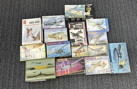 【未使用に近い】hobbycraftarkbanmann 他 戦闘機 未組立 プラモデル 昭和レトロ 軍用機 フジミ 飛行機 零戦 15