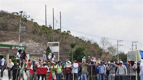 Levanta Ceteg Bloqueo De La Autopista Del Sol