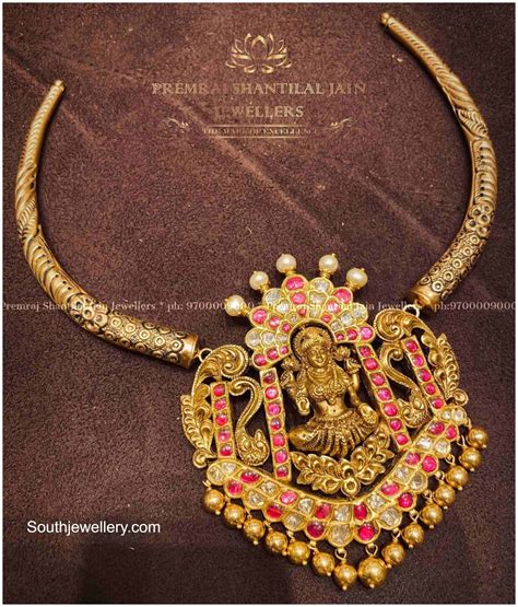 Kante Necklace With Nakshi Kundan Pendant