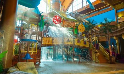 Hotel Stay With Daily Water Park Passes At Castaway Bay In Sandusky Oh