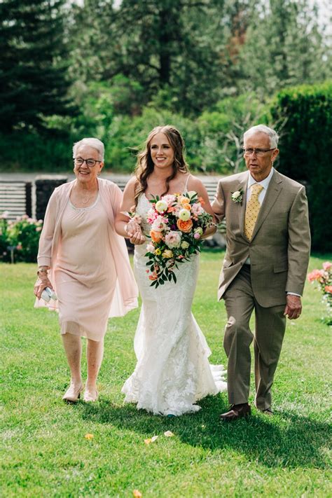 A Rose Garden Wedding Reception At The Spokane Club Spokane Wa