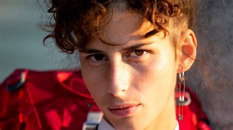 In Altre Parole Su La7 Luca Barbarossa Nicole Rossi Di Skam E Rosy