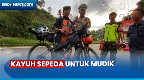 Demi Mudik Asep Kayuh Sepeda Lintasi Ciamis Cimahi Untuk Lebaran