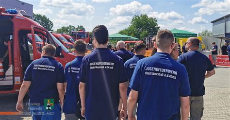 Jugendfeuerwehr Erkundet Fachmesse Freiwillige Feuerwehr Stadt