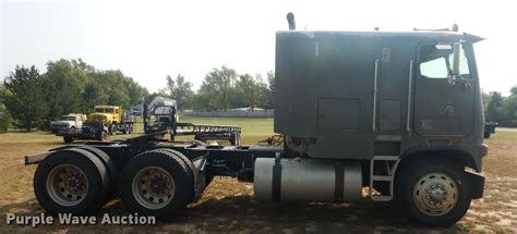 1986 Freightliner Flt Semi Truck In Coldwater Ks Item Ho9151 Sold Purple Wave