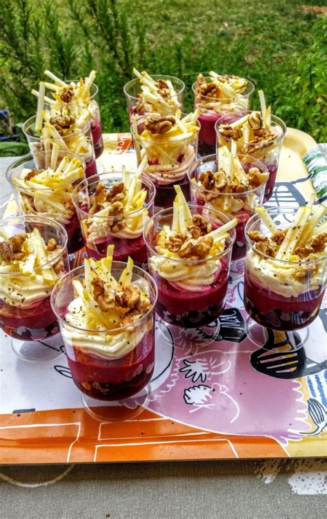 Verrines De Betteraves Pommes Et Noix Au Mascarpone Trois Couleurs