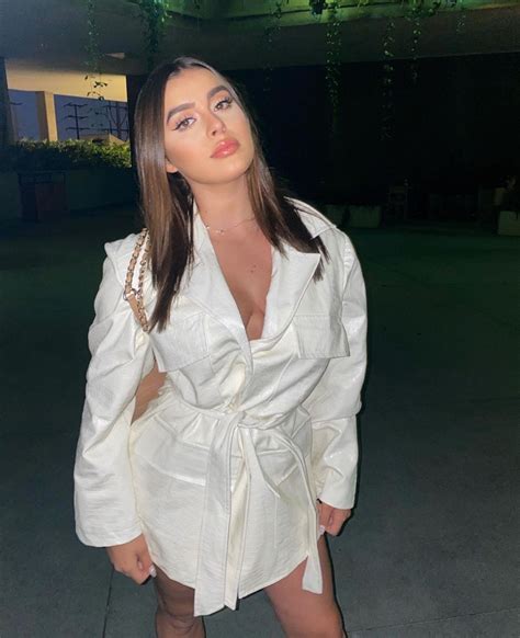 Kalani Hilliker Social Media Photos And Videos 09142020 • Celebmafia