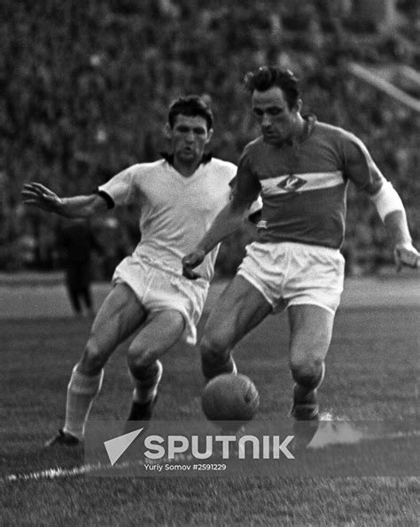footballer anatoly krutikov sputnik mediabank