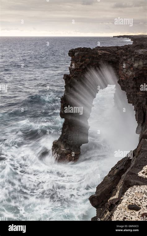 breaking splash  res stock photography  images alamy