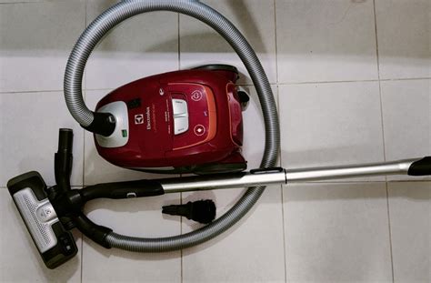 Electrolux Zus4065or Ultrasilencer Vacuum Cleaner Must Offer Tv And Home Appliances Vacuum