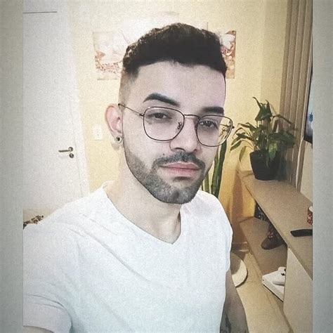 dr wellington garcia net worth