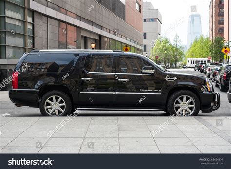 Black cadillac escalade Images, Stock Photos & Vectors | Shutterstock