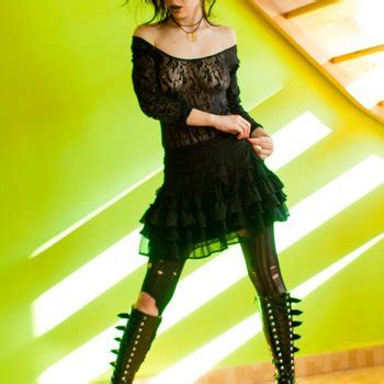 Get Alice Avreg Free Stripping And Nude Links At FreeOnes