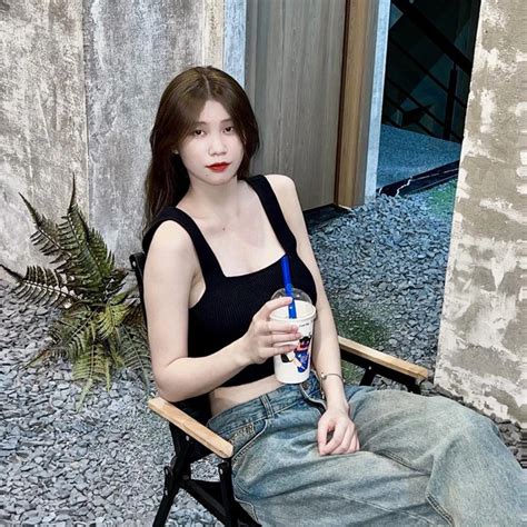 Ngất ngây với thân hình mình hạc xương mai nhưng vạn người mê của hot girl U Việt Nam