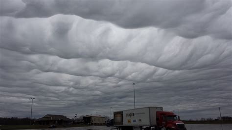 Wavy Undulatus Asperatus Clouds Engulf The Sky Of Kentucky Video And