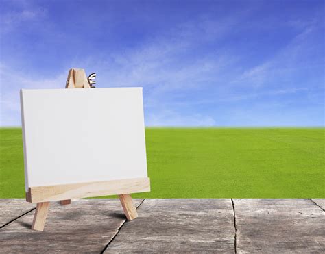 5 Absolutely Essential Tips on Canvas Painting for Beginners - Art Hearty