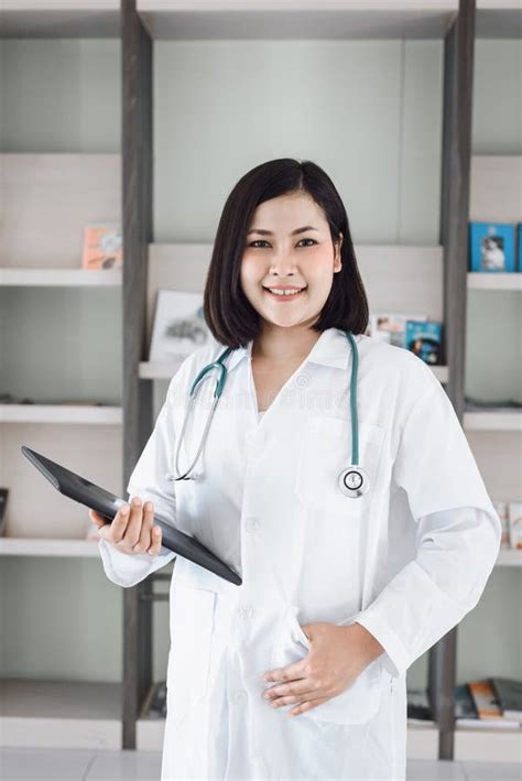 Medical Health Consulting Concept Female Medicine Doctor Holding