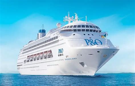 Cruisers Return To Port Vila Vanuatu Karryon