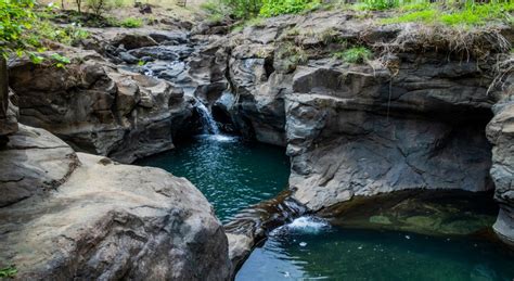 Devkund Waterfall Trek: Trek Starts From Mumbai / Pune | AdventuRush