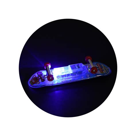 Vinger Skateboard Met Licht En Extra Wielen Online Lobbes Speelgoed