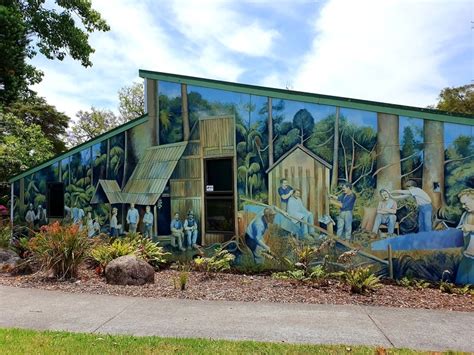 THE KATIKATI MURALS IN PHOTOS | CHUR NEW ZEALAND