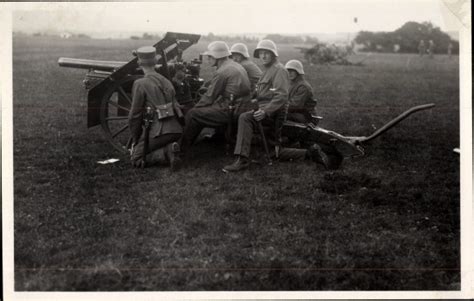 Foto Ansichtskarte Postkarte Schweizer Soldaten An Einem Akpool De