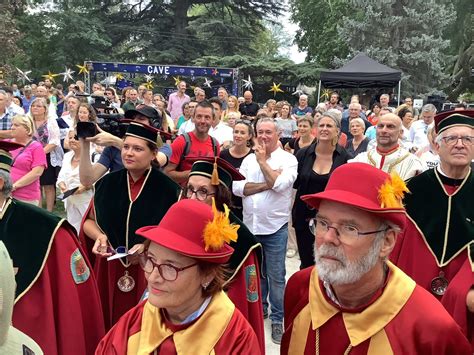 En images 27e Ban des vendanges à Avignon la récolte est lancée