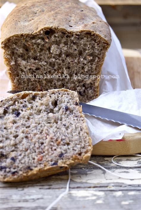 Pane Mediterraneo Gr Di Pomodori Secchi Sott Olio Gr Di Olive