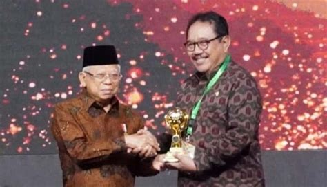 Nusabali Bali Terima Penghargaan Universal Health Coverage Jkn